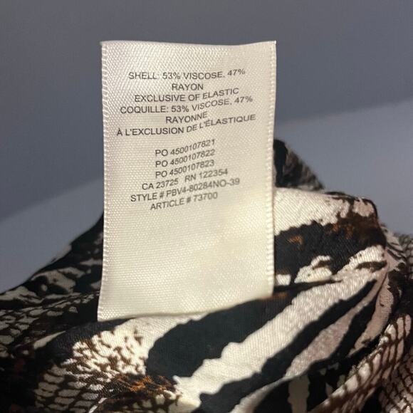 WILFRED Aritzia Veda Ruched Mini Dress Animal Print Black Cream Sz 2 Sexy VNeck - Picture 9 of 11